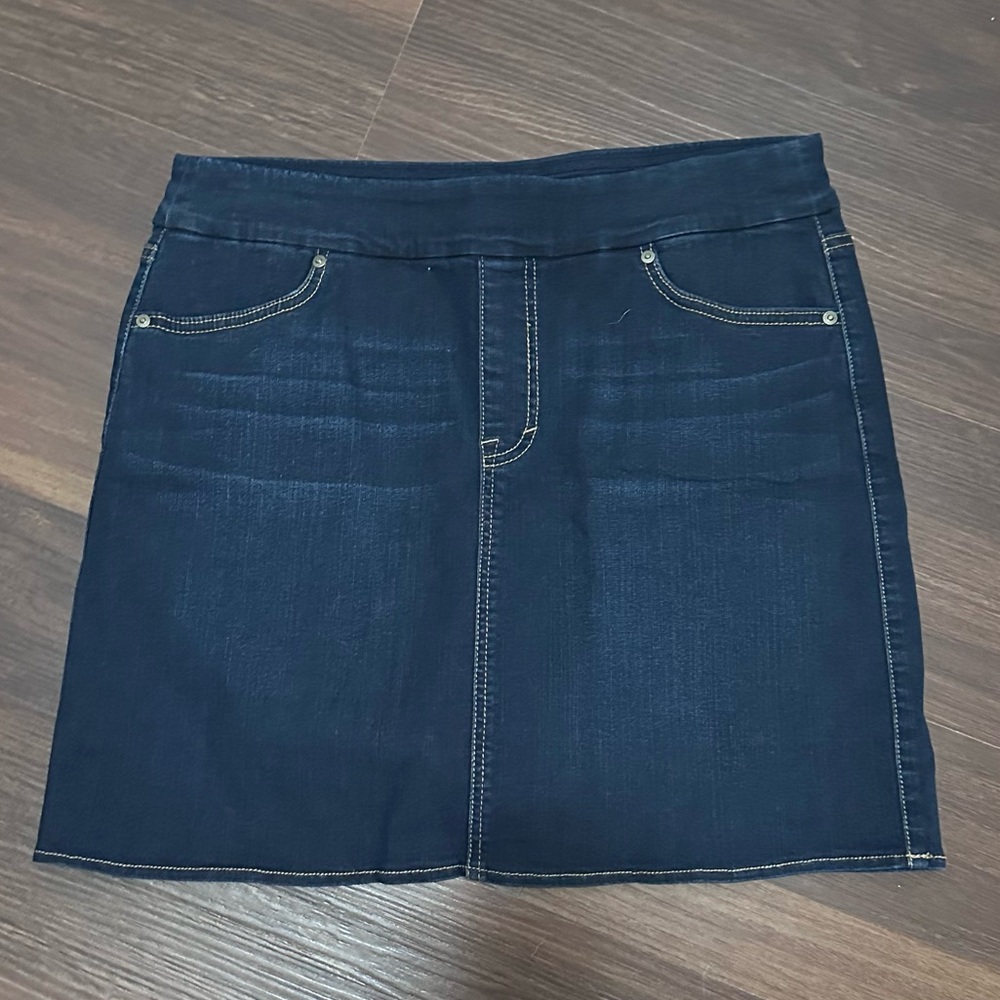 NWOT Style & Co. Dark Blue Denim Skort